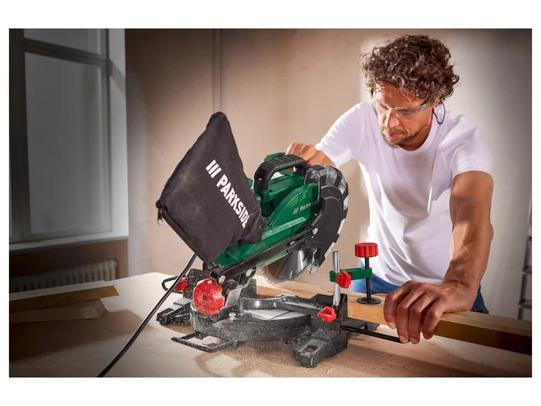 PARKSIDE® Scie à onglet PKS 1500 C4. 1500 W